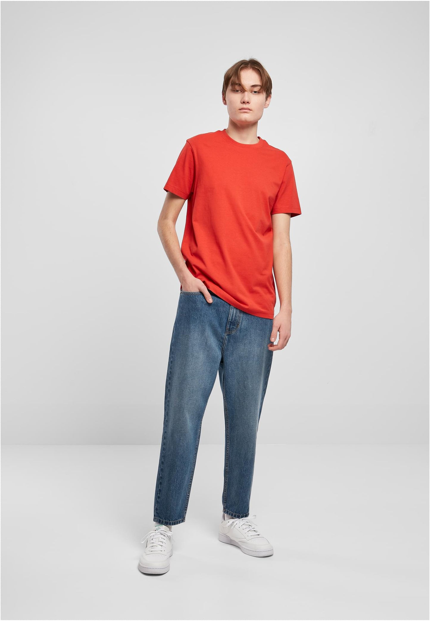 Basic Tee hugered