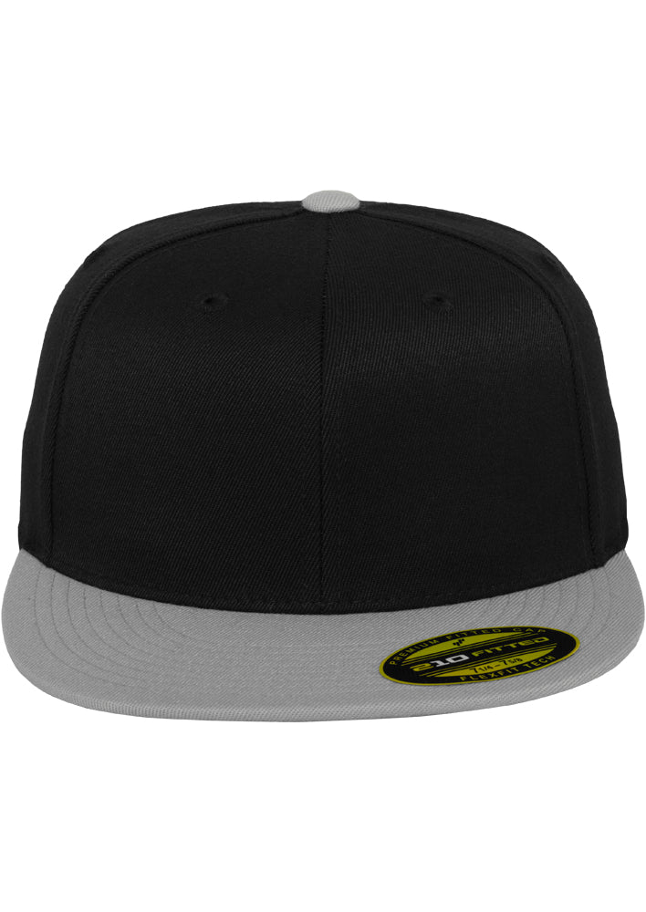 Premium 210 Fitted 2-Tone S/M (6 ?-7 ¼)