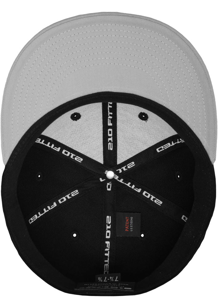 Premium 210 Fitted 2-Tone S/M (6 ?-7 ¼)