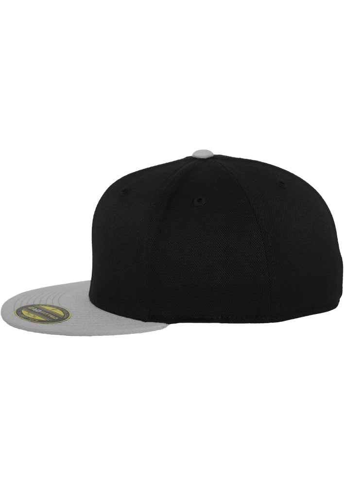 Premium 210 Fitted 2-Tone S/M (6 ?-7 ¼)