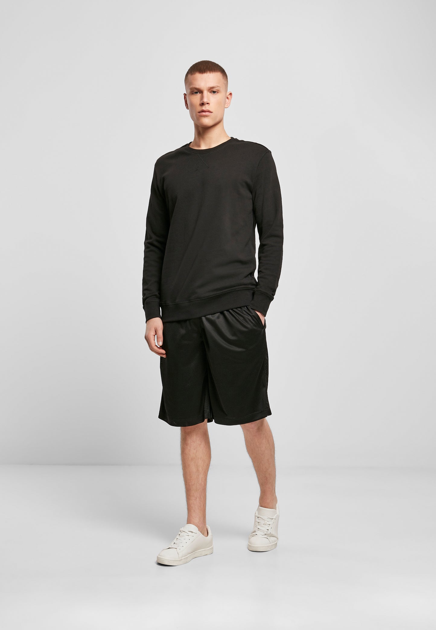 Light Crew Sweatshirt