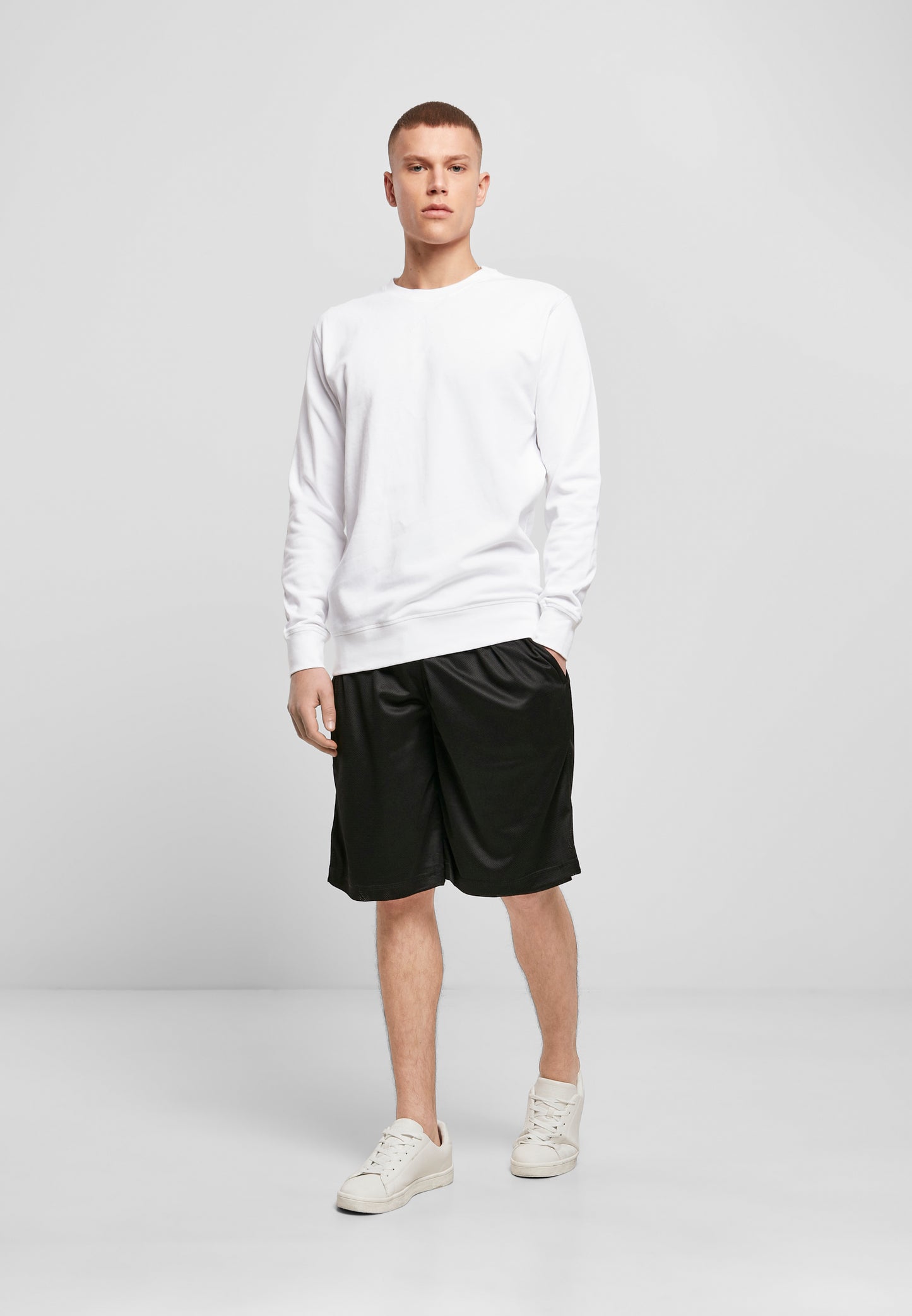 Light Crew Sweatshirt