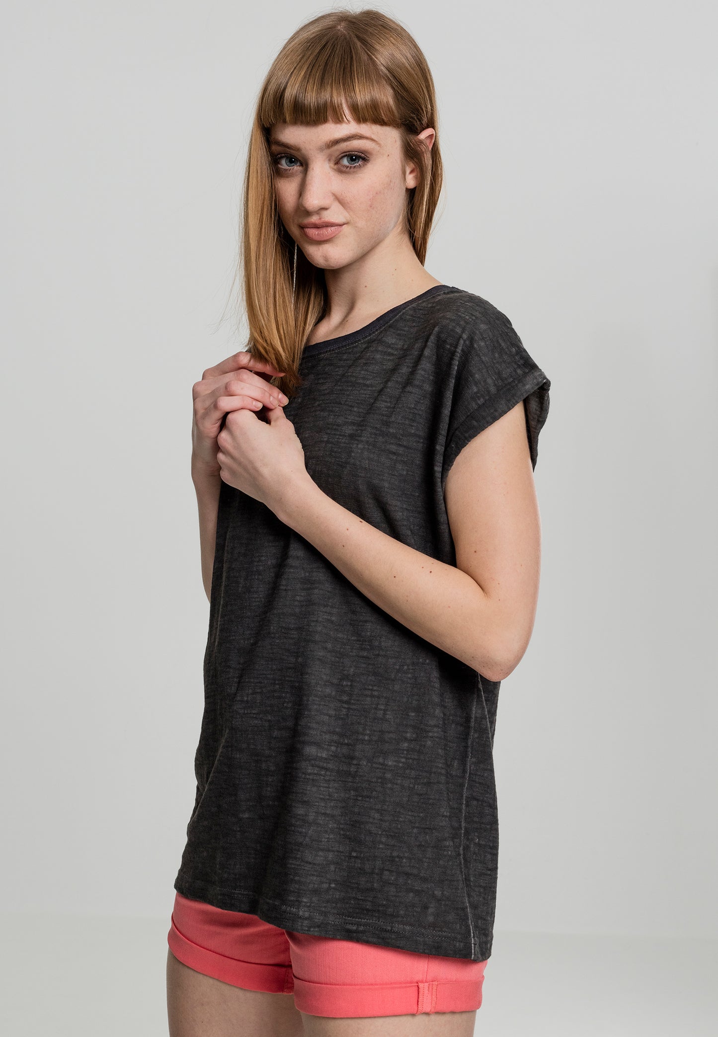 Ladies Spray Dye
Extended Shoulder Tee