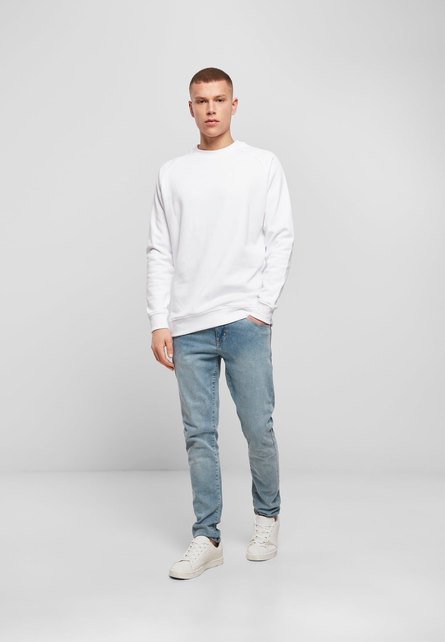 Raglan Sweat Crewneck