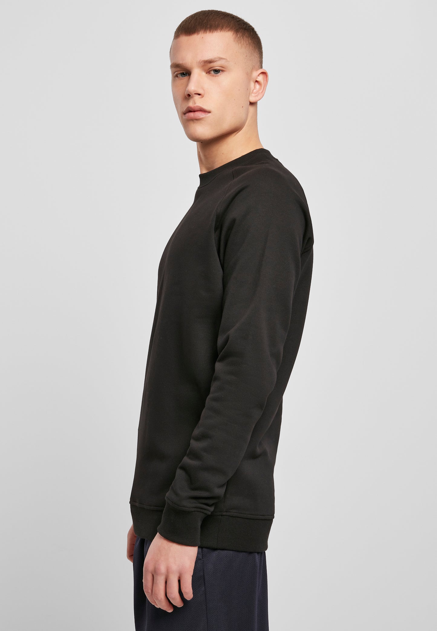 Raglan Sweat Crewneck