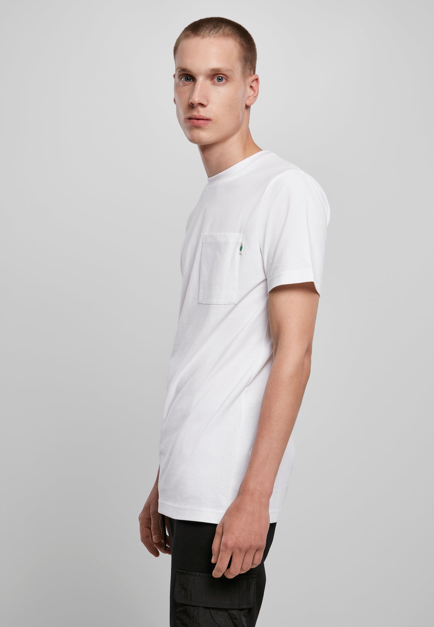 Organic Cotton Basic Pocket Tee white
