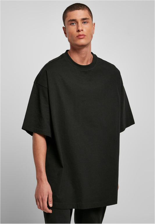 Huge T-Shirt schwarz