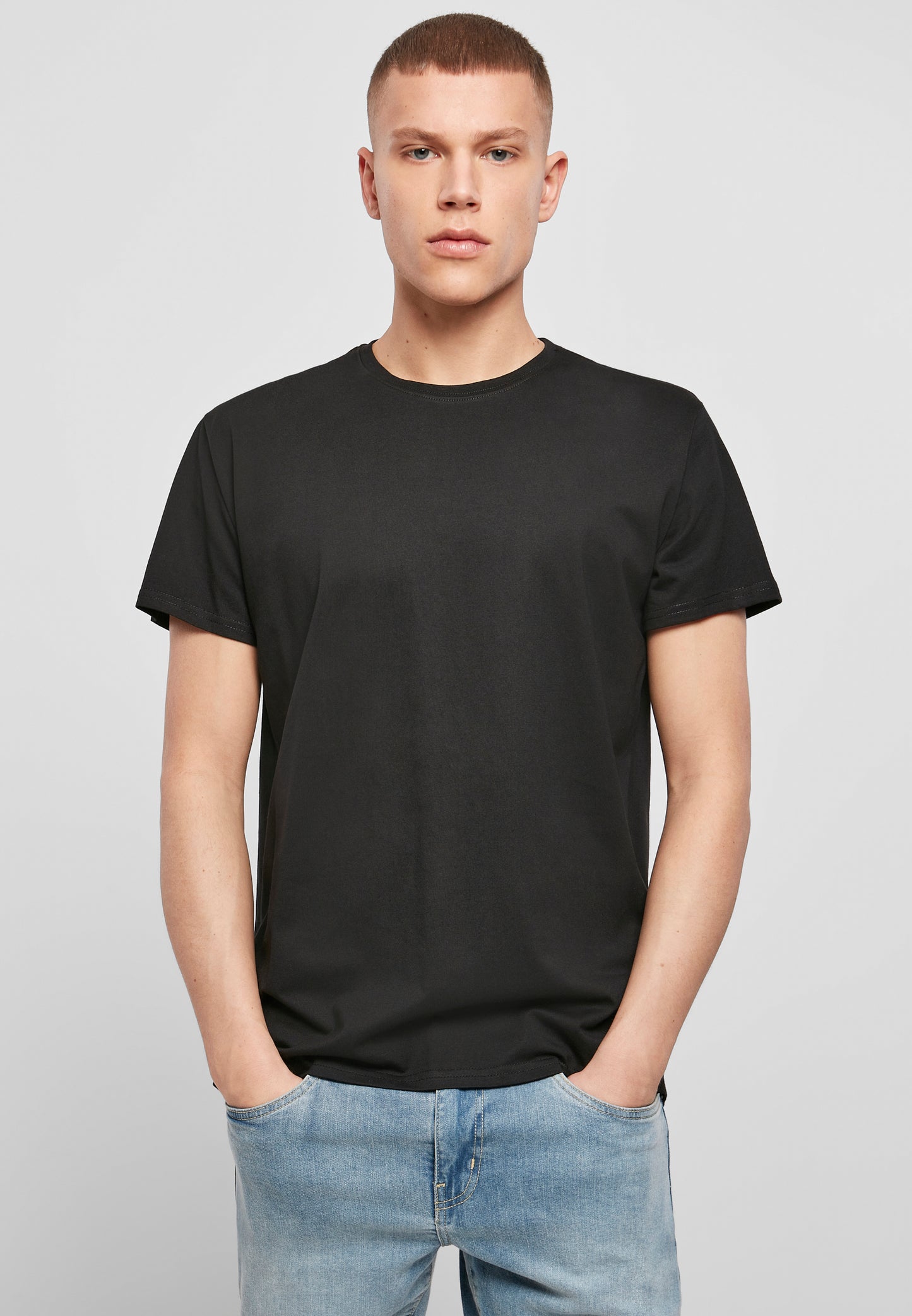 Basic T-Shirt